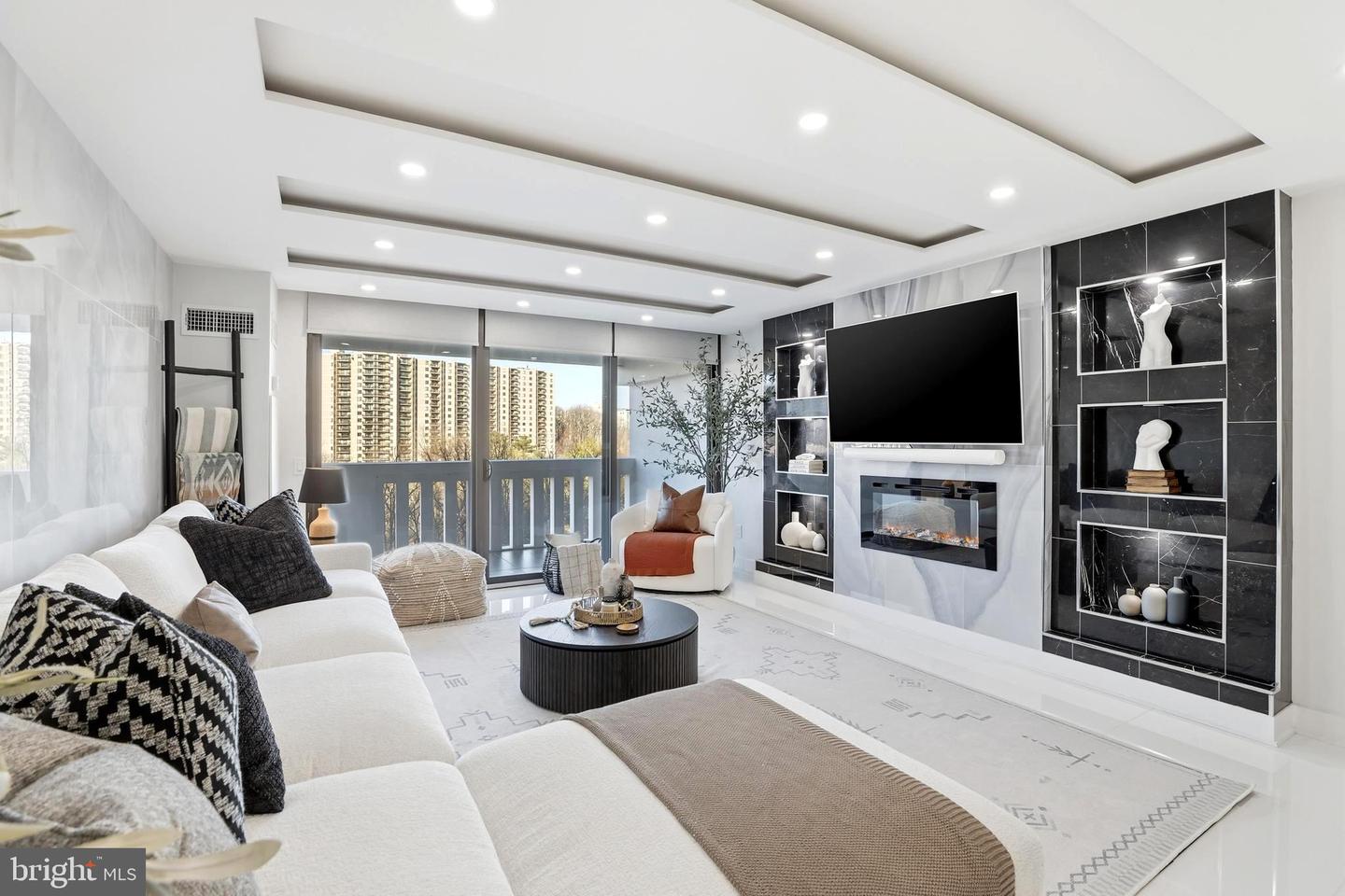 6101 EDSALL RD #1004, ALEXANDRIA, Virginia 22304, 2 Bedrooms Bedrooms, ,2 BathroomsBathrooms,Residential,For sale,6101 EDSALL RD #1004,VAAX2052508 MLS # VAAX2052508