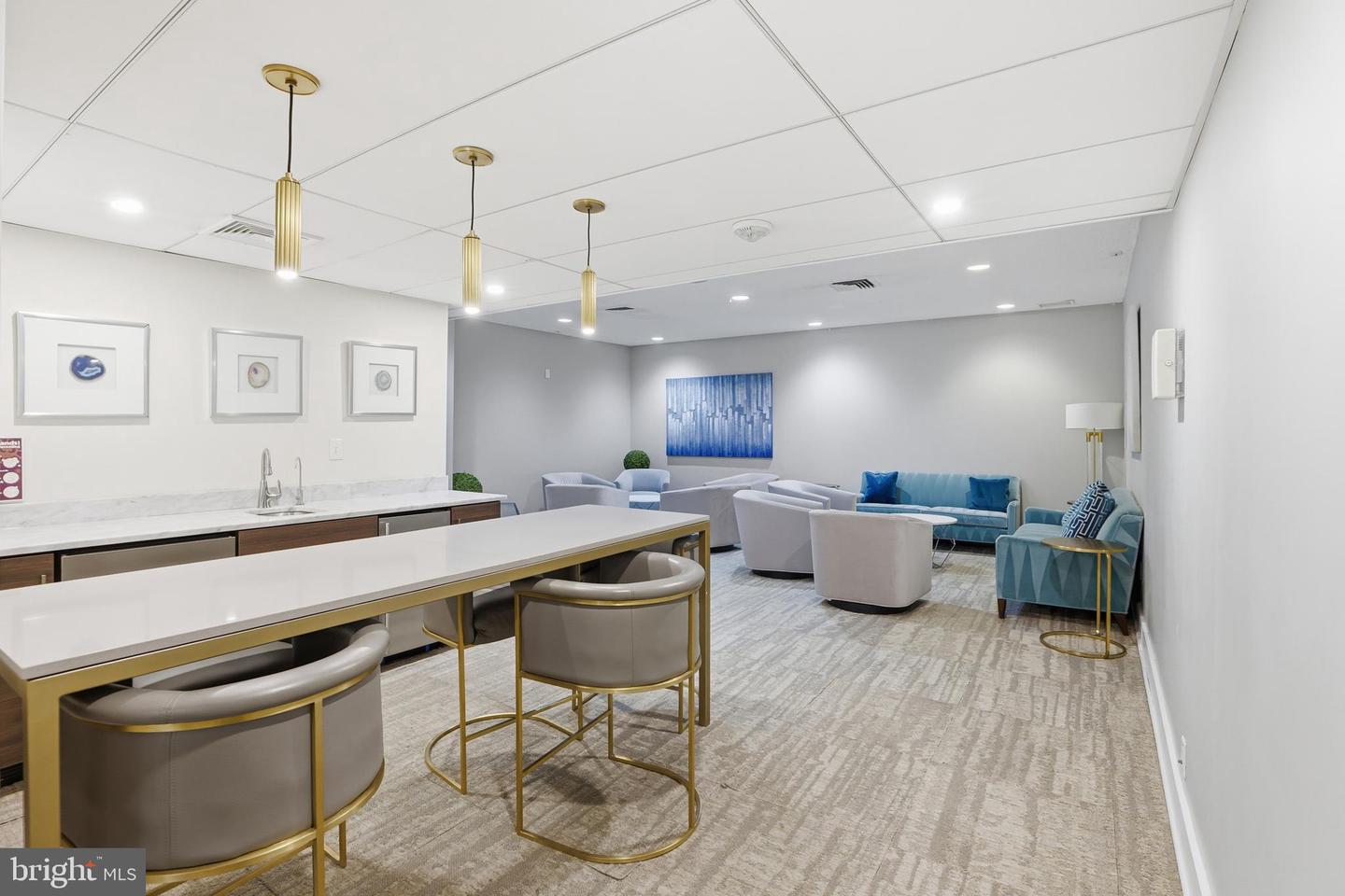 6101 EDSALL RD #1004, ALEXANDRIA, Virginia 22304, 2 Bedrooms Bedrooms, ,2 BathroomsBathrooms,Residential,For sale,6101 EDSALL RD #1004,VAAX2052508 MLS # VAAX2052508