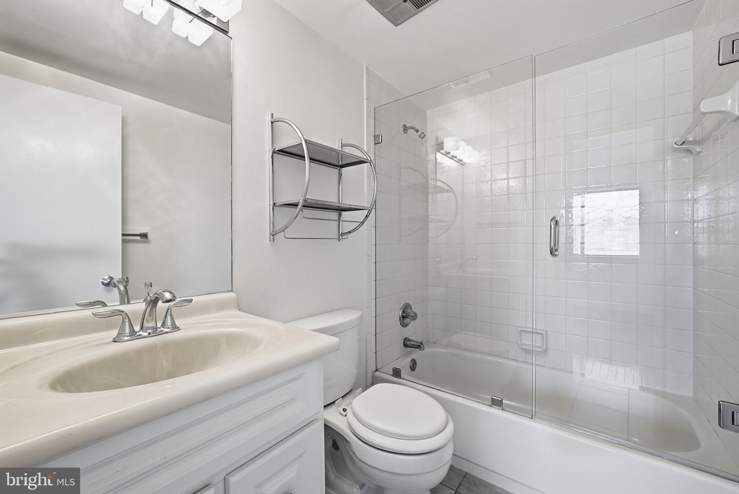 1049 MICHIGAN AVE NE #1049, WASHINGTON, District Of Columbia 20017, 3 Bedrooms Bedrooms, ,2 BathroomsBathrooms,Residential,For sale,1049 MICHIGAN AVE NE #1049,DCDC2235412 MLS # DCDC2235412