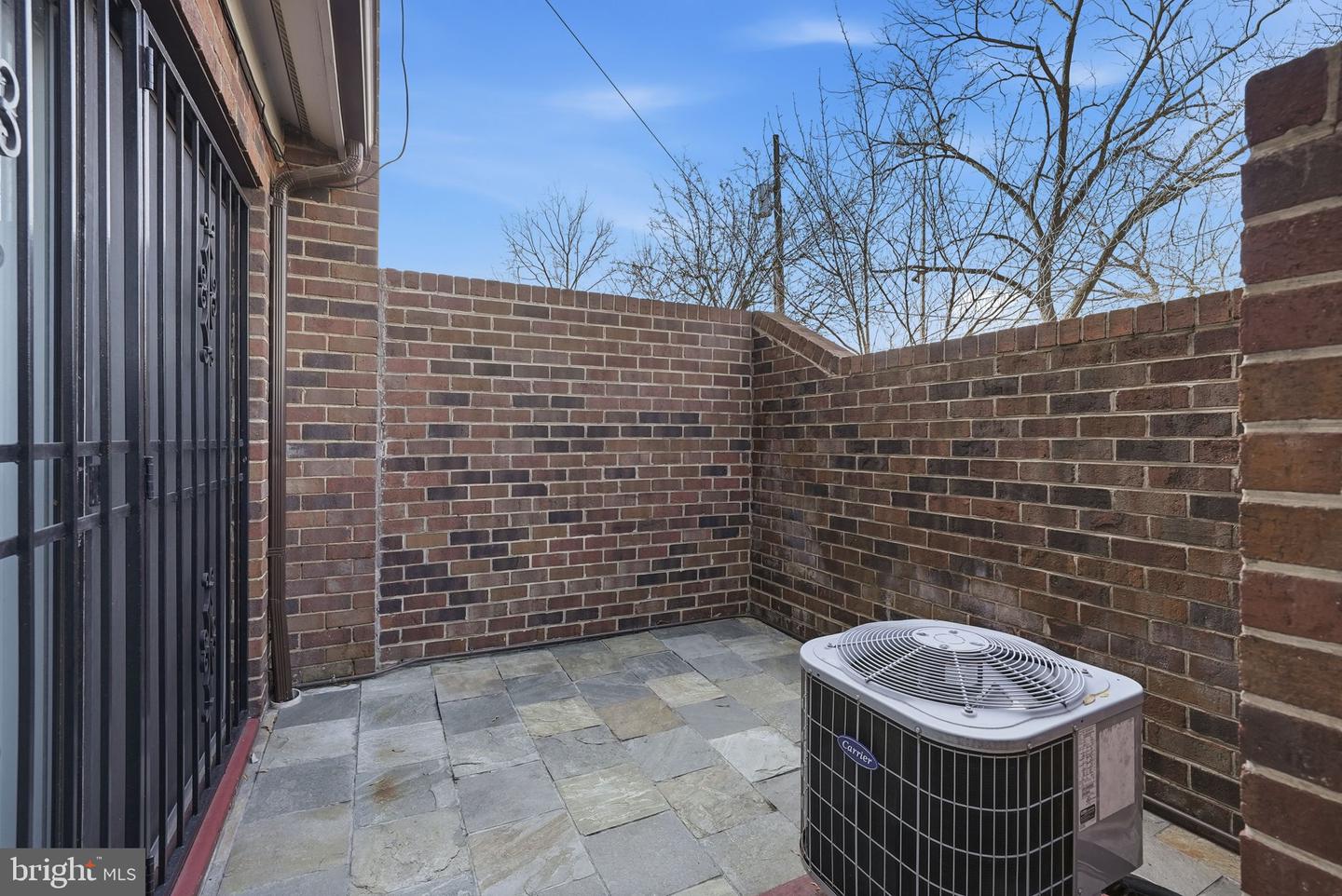 1049 MICHIGAN AVE NE #1049, WASHINGTON, District Of Columbia 20017, 3 Bedrooms Bedrooms, ,2 BathroomsBathrooms,Residential,For sale,1049 MICHIGAN AVE NE #1049,DCDC2235412 MLS # DCDC2235412