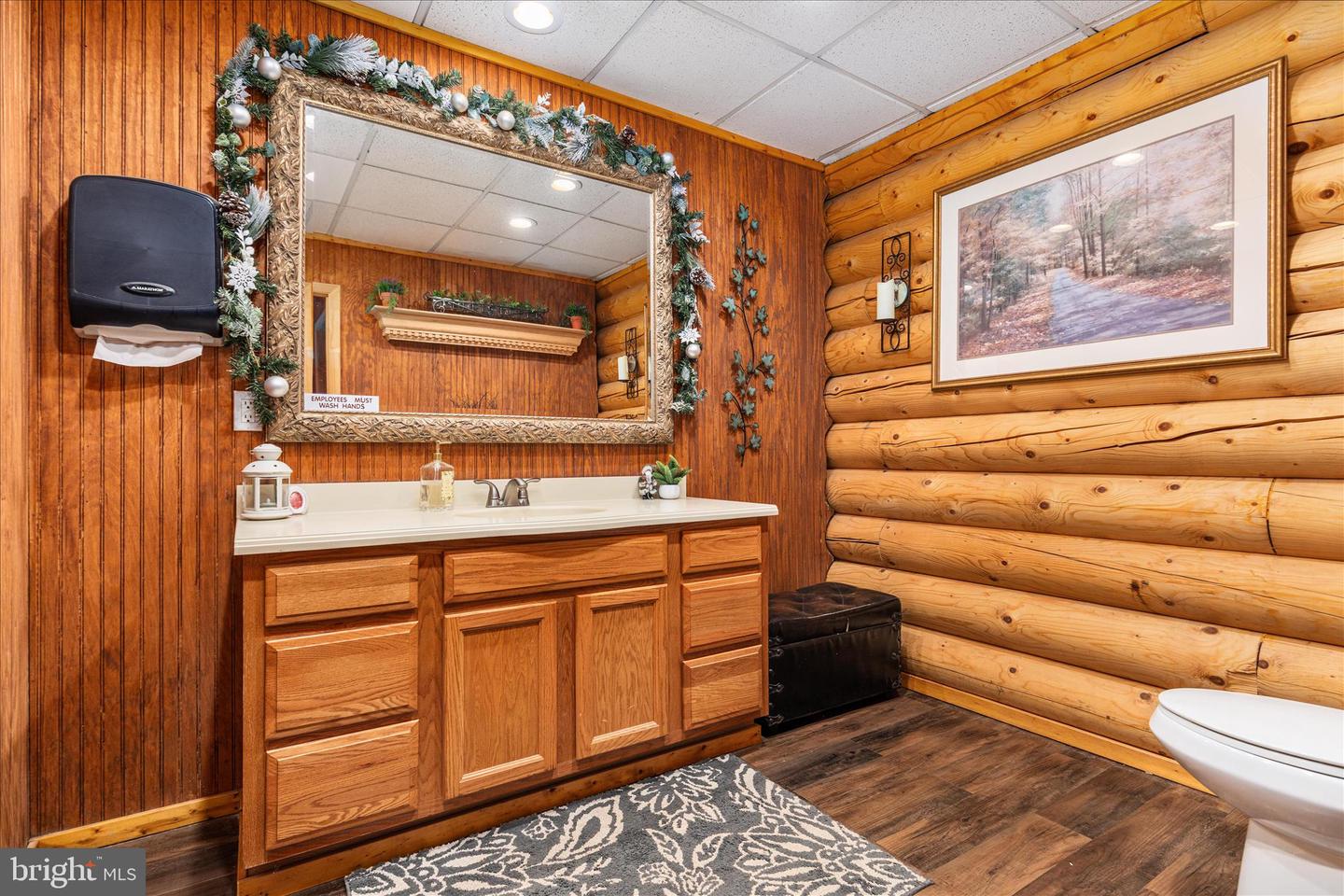 43301 SPINKS FERRY RD, LEESBURG, Virginia 20176, 2 Bedrooms Bedrooms, ,2 BathroomsBathrooms,Residential,For sale,43301 SPINKS FERRY RD,VALO2112342 MLS # VALO2112342