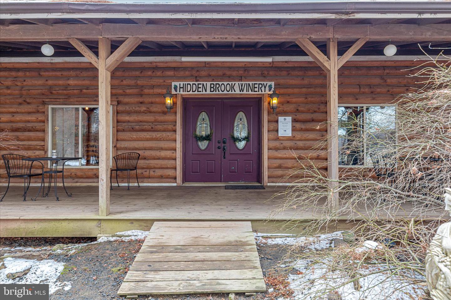 43301 SPINKS FERRY RD, LEESBURG, Virginia 20176, 2 Bedrooms Bedrooms, ,2 BathroomsBathrooms,Residential,For sale,43301 SPINKS FERRY RD,VALO2112342 MLS # VALO2112342