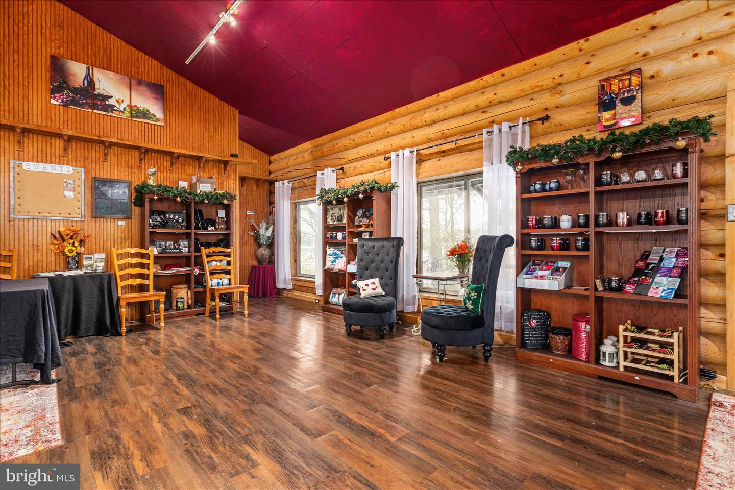 43301 SPINKS FERRY RD, LEESBURG, Virginia 20176, 2 Bedrooms Bedrooms, ,2 BathroomsBathrooms,Residential,For sale,43301 SPINKS FERRY RD,VALO2112342 MLS # VALO2112342