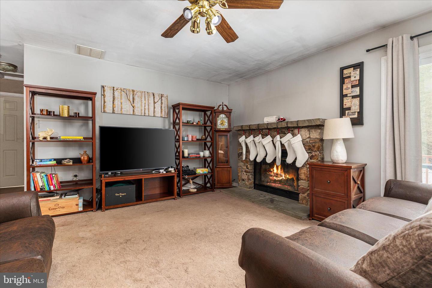 43301 SPINKS FERRY RD, LEESBURG, Virginia 20176, 2 Bedrooms Bedrooms, ,2 BathroomsBathrooms,Residential,For sale,43301 SPINKS FERRY RD,VALO2112342 MLS # VALO2112342