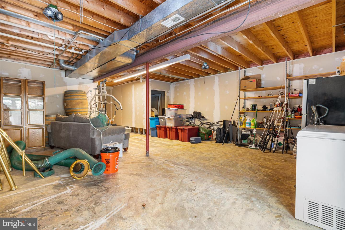 43301 SPINKS FERRY RD, LEESBURG, Virginia 20176, 2 Bedrooms Bedrooms, ,2 BathroomsBathrooms,Residential,For sale,43301 SPINKS FERRY RD,VALO2112342 MLS # VALO2112342