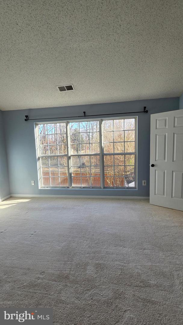 7114 WESTFIELD CT, ALEXANDRIA, Virginia 22306, 2 Bedrooms Bedrooms, ,2 BathroomsBathrooms,Residential,For sale,7114 WESTFIELD CT,VAFX2283054 MLS # VAFX2283054