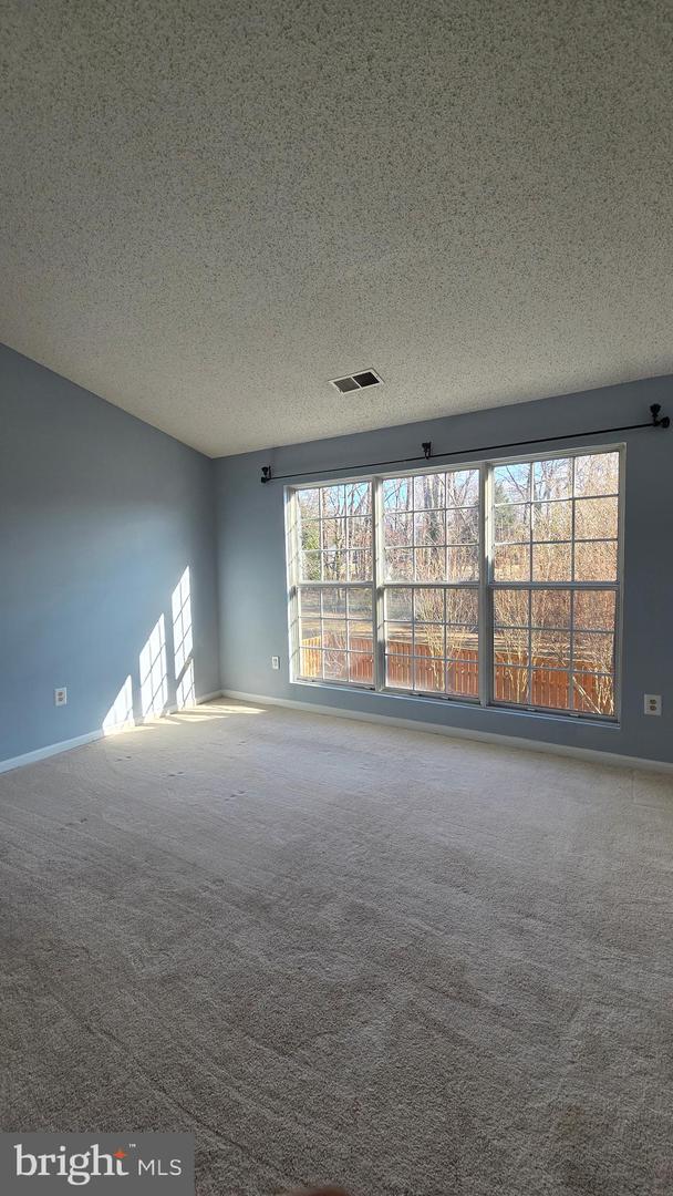 7114 WESTFIELD CT, ALEXANDRIA, Virginia 22306, 2 Bedrooms Bedrooms, ,2 BathroomsBathrooms,Residential,For sale,7114 WESTFIELD CT,VAFX2283054 MLS # VAFX2283054