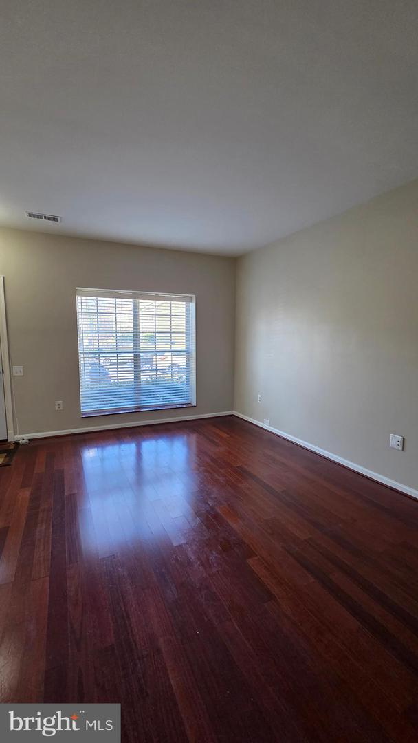 7114 WESTFIELD CT, ALEXANDRIA, Virginia 22306, 2 Bedrooms Bedrooms, ,2 BathroomsBathrooms,Residential,For sale,7114 WESTFIELD CT,VAFX2283054 MLS # VAFX2283054