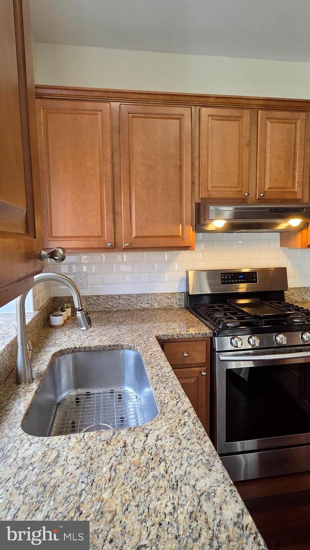 7114 WESTFIELD CT, ALEXANDRIA, Virginia 22306, 2 Bedrooms Bedrooms, ,2 BathroomsBathrooms,Residential,For sale,7114 WESTFIELD CT,VAFX2283054 MLS # VAFX2283054