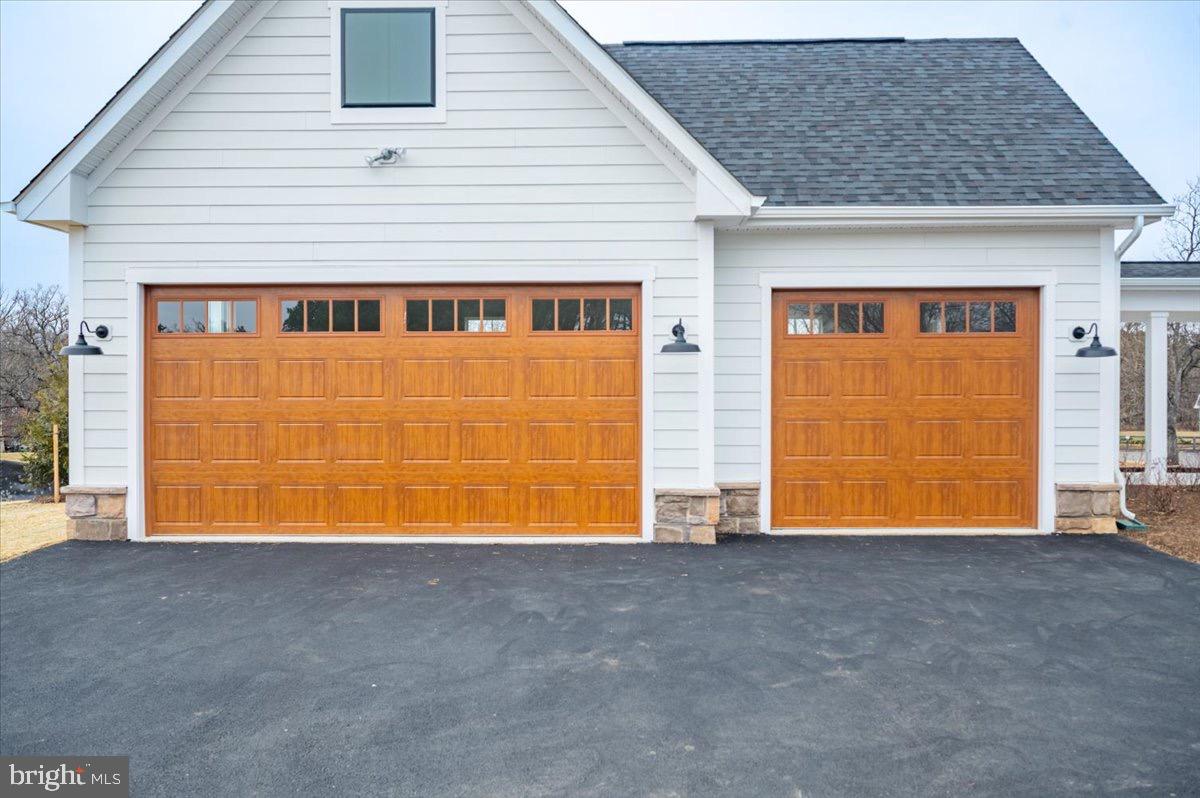 39762 RIVERS EDGE LN, LOVETTSVILLE, Virginia 20180, 5 Bedrooms Bedrooms, 22 Rooms Rooms,4 BathroomsBathrooms,Residential,For sale,39762 RIVERS EDGE LN,VALO2112596 MLS # VALO2112596 39762 RIVERS EDGE LN, LOVETTSVILLE, Virginia 20180, 5 Bedrooms Bedrooms, 22 Rooms Rooms,4 BathroomsBathrooms,Residential,For sale,39762 RIVERS EDGE LN,VALO2112596 MLS # VALO2112596