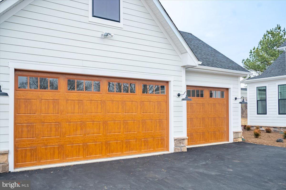 39762 RIVERS EDGE LN, LOVETTSVILLE, Virginia 20180, 5 Bedrooms Bedrooms, 22 Rooms Rooms,4 BathroomsBathrooms,Residential,For sale,39762 RIVERS EDGE LN,VALO2112596 MLS # VALO2112596 39762 RIVERS EDGE LN, LOVETTSVILLE, Virginia 20180, 5 Bedrooms Bedrooms, 22 Rooms Rooms,4 BathroomsBathrooms,Residential,For sale,39762 RIVERS EDGE LN,VALO2112596 MLS # VALO2112596