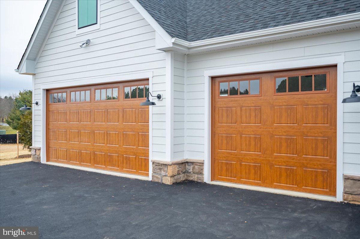 39762 RIVERS EDGE LN, LOVETTSVILLE, Virginia 20180, 5 Bedrooms Bedrooms, 22 Rooms Rooms,4 BathroomsBathrooms,Residential,For sale,39762 RIVERS EDGE LN,VALO2112596 MLS # VALO2112596 39762 RIVERS EDGE LN, LOVETTSVILLE, Virginia 20180, 5 Bedrooms Bedrooms, 22 Rooms Rooms,4 BathroomsBathrooms,Residential,For sale,39762 RIVERS EDGE LN,VALO2112596 MLS # VALO2112596