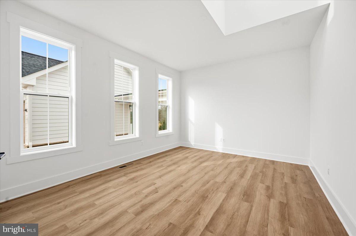 39762 RIVERS EDGE LN, LOVETTSVILLE, Virginia 20180, 5 Bedrooms Bedrooms, 22 Rooms Rooms,4 BathroomsBathrooms,Residential,For sale,39762 RIVERS EDGE LN,VALO2112596 MLS # VALO2112596 39762 RIVERS EDGE LN, LOVETTSVILLE, Virginia 20180, 5 Bedrooms Bedrooms, 22 Rooms Rooms,4 BathroomsBathrooms,Residential,For sale,39762 RIVERS EDGE LN,VALO2112596 MLS # VALO2112596