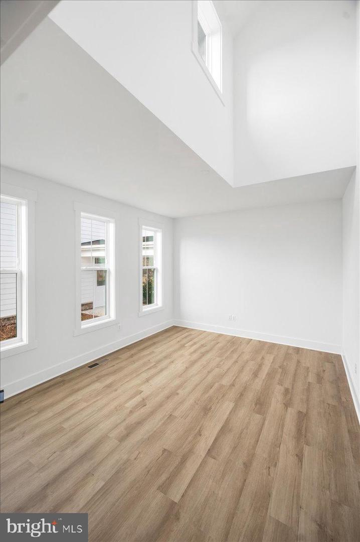 39762 RIVERS EDGE LN, LOVETTSVILLE, Virginia 20180, 5 Bedrooms Bedrooms, 22 Rooms Rooms,4 BathroomsBathrooms,Residential,For sale,39762 RIVERS EDGE LN,VALO2112596 MLS # VALO2112596 39762 RIVERS EDGE LN, LOVETTSVILLE, Virginia 20180, 5 Bedrooms Bedrooms, 22 Rooms Rooms,4 BathroomsBathrooms,Residential,For sale,39762 RIVERS EDGE LN,VALO2112596 MLS # VALO2112596