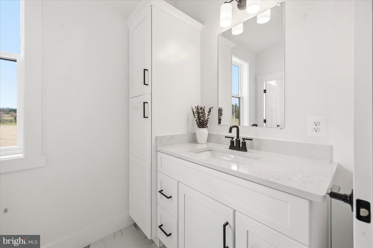 39762 RIVERS EDGE LN, LOVETTSVILLE, Virginia 20180, 5 Bedrooms Bedrooms, 22 Rooms Rooms,4 BathroomsBathrooms,Residential,For sale,39762 RIVERS EDGE LN,VALO2112596 MLS # VALO2112596 39762 RIVERS EDGE LN, LOVETTSVILLE, Virginia 20180, 5 Bedrooms Bedrooms, 22 Rooms Rooms,4 BathroomsBathrooms,Residential,For sale,39762 RIVERS EDGE LN,VALO2112596 MLS # VALO2112596