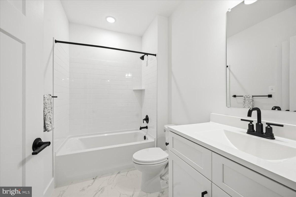 39762 RIVERS EDGE LN, LOVETTSVILLE, Virginia 20180, 5 Bedrooms Bedrooms, 22 Rooms Rooms,4 BathroomsBathrooms,Residential,For sale,39762 RIVERS EDGE LN,VALO2112596 MLS # VALO2112596 39762 RIVERS EDGE LN, LOVETTSVILLE, Virginia 20180, 5 Bedrooms Bedrooms, 22 Rooms Rooms,4 BathroomsBathrooms,Residential,For sale,39762 RIVERS EDGE LN,VALO2112596 MLS # VALO2112596