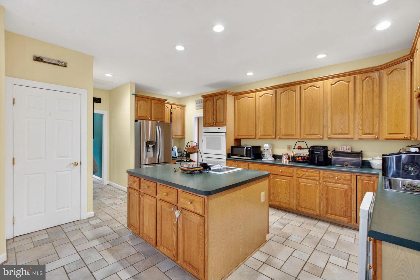 5823 SUMERDUCK RD, SUMERDUCK, Virginia 22734, 4 Bedrooms Bedrooms, 13 Rooms Rooms,4 BathroomsBathrooms,Residential,For sale,5823 SUMERDUCK RD,VAFQ2019966 MLS # VAFQ2019966 5823 SUMERDUCK RD, SUMERDUCK, Virginia 22734, 4 Bedrooms Bedrooms, 13 Rooms Rooms,4 BathroomsBathrooms,Residential,For sale,5823 SUMERDUCK RD,VAFQ2019966 MLS # VAFQ2019966