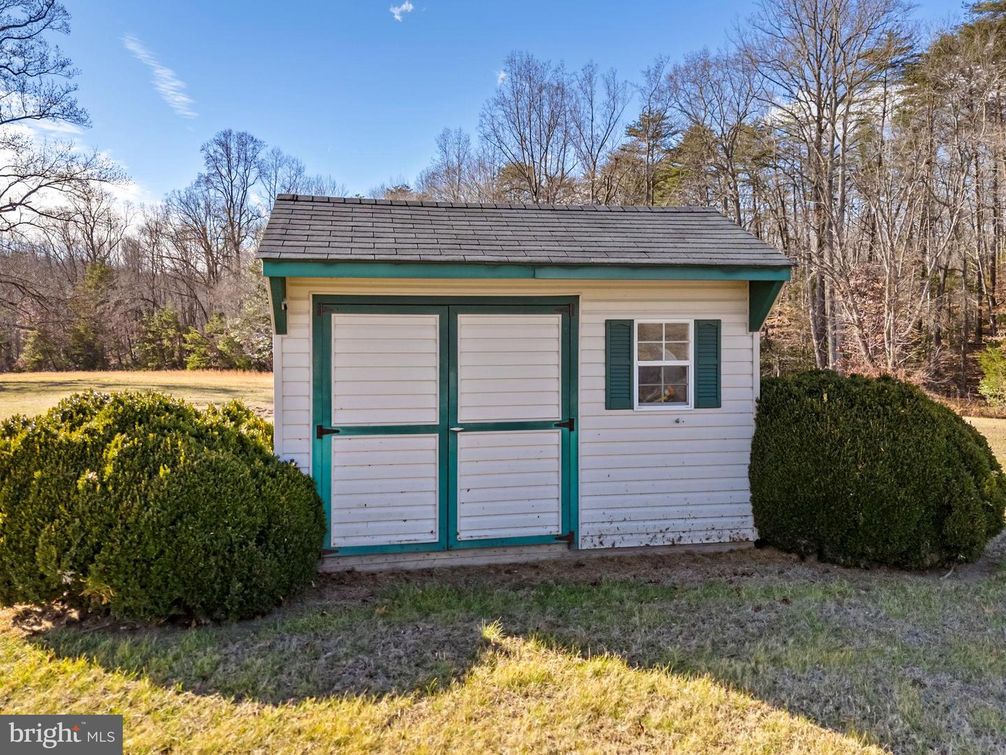 5823 SUMERDUCK RD, SUMERDUCK, Virginia 22734, 4 Bedrooms Bedrooms, 13 Rooms Rooms,4 BathroomsBathrooms,Residential,For sale,5823 SUMERDUCK RD,VAFQ2019966 MLS # VAFQ2019966 5823 SUMERDUCK RD, SUMERDUCK, Virginia 22734, 4 Bedrooms Bedrooms, 13 Rooms Rooms,4 BathroomsBathrooms,Residential,For sale,5823 SUMERDUCK RD,VAFQ2019966 MLS # VAFQ2019966