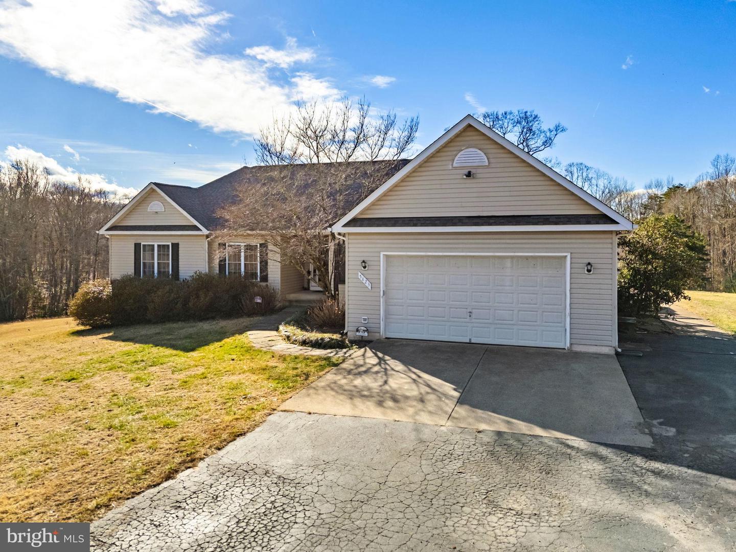 5823 SUMERDUCK RD, SUMERDUCK, Virginia 22734, 4 Bedrooms Bedrooms, 13 Rooms Rooms,4 BathroomsBathrooms,Residential,For sale,5823 SUMERDUCK RD,VAFQ2019966 MLS # VAFQ2019966 5823 SUMERDUCK RD, SUMERDUCK, Virginia 22734, 4 Bedrooms Bedrooms, 13 Rooms Rooms,4 BathroomsBathrooms,Residential,For sale,5823 SUMERDUCK RD,VAFQ2019966 MLS # VAFQ2019966