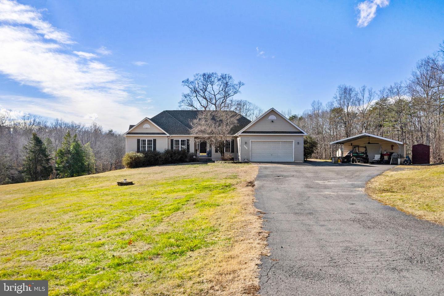 5823 SUMERDUCK RD, SUMERDUCK, Virginia 22734, 4 Bedrooms Bedrooms, 13 Rooms Rooms,4 BathroomsBathrooms,Residential,For sale,5823 SUMERDUCK RD,VAFQ2019966 MLS # VAFQ2019966 5823 SUMERDUCK RD, SUMERDUCK, Virginia 22734, 4 Bedrooms Bedrooms, 13 Rooms Rooms,4 BathroomsBathrooms,Residential,For sale,5823 SUMERDUCK RD,VAFQ2019966 MLS # VAFQ2019966