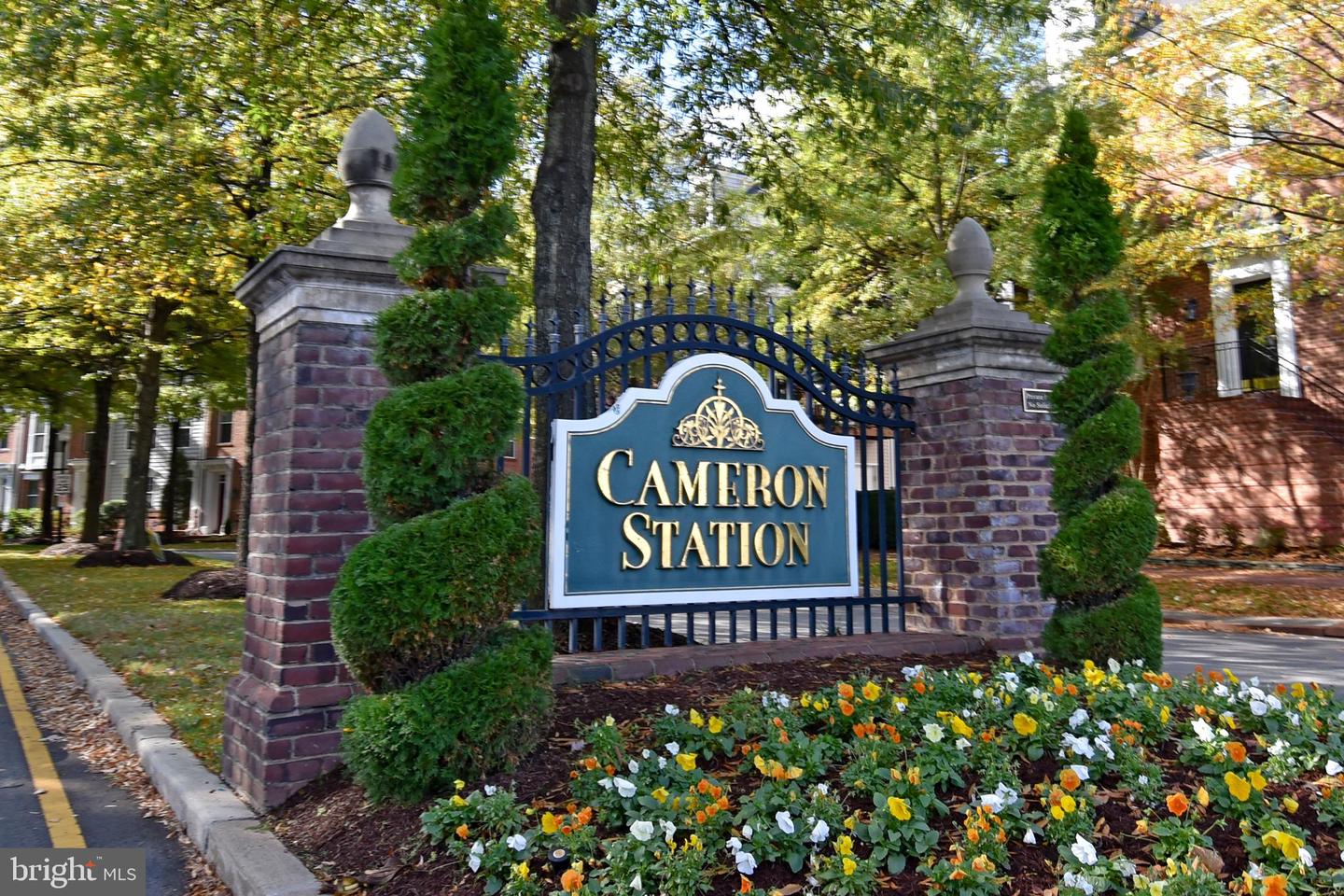 5087 DONOVAN DR, ALEXANDRIA, Virginia 22304, 2 Bedrooms Bedrooms, 5 Rooms Rooms,2 BathroomsBathrooms,Residential,For sale,5087 DONOVAN DR,VAAX2052612 MLS # VAAX2052612 5087 DONOVAN DR, ALEXANDRIA, Virginia 22304, 2 Bedrooms Bedrooms, 5 Rooms Rooms,2 BathroomsBathrooms,Residential,For sale,5087 DONOVAN DR,VAAX2052612 MLS # VAAX2052612