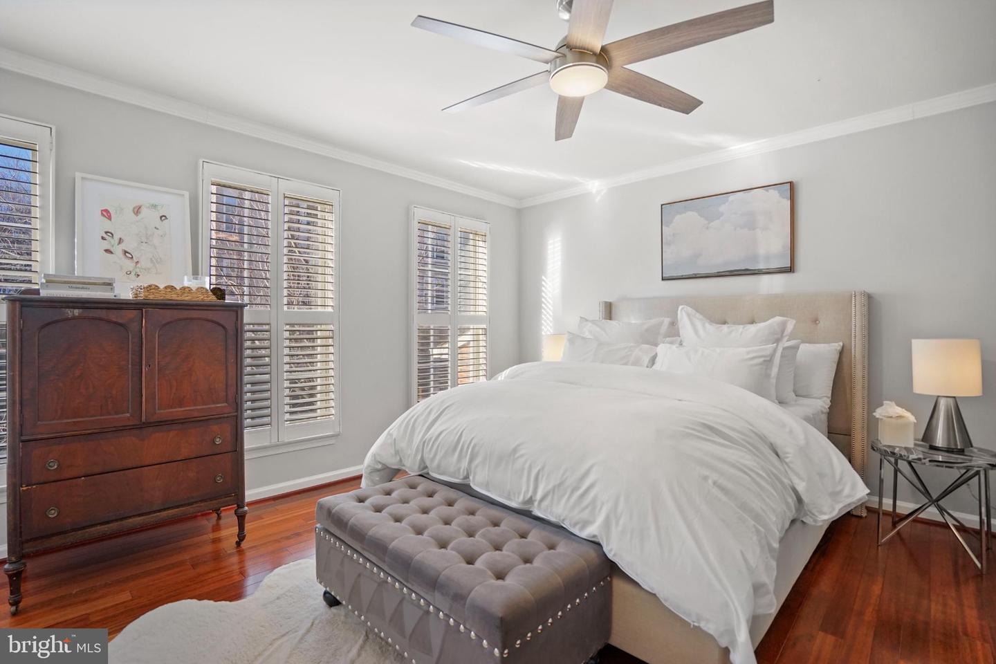 5087 DONOVAN DR, ALEXANDRIA, Virginia 22304, 2 Bedrooms Bedrooms, 5 Rooms Rooms,2 BathroomsBathrooms,Residential,For sale,5087 DONOVAN DR,VAAX2052612 MLS # VAAX2052612 5087 DONOVAN DR, ALEXANDRIA, Virginia 22304, 2 Bedrooms Bedrooms, 5 Rooms Rooms,2 BathroomsBathrooms,Residential,For sale,5087 DONOVAN DR,VAAX2052612 MLS # VAAX2052612