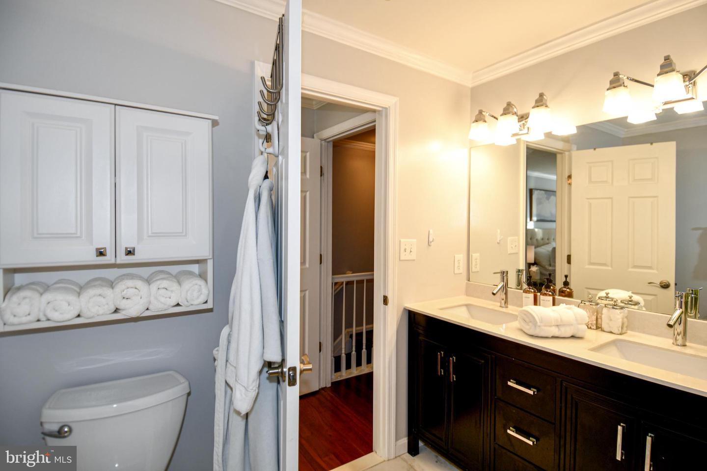 5087 DONOVAN DR, ALEXANDRIA, Virginia 22304, 2 Bedrooms Bedrooms, 5 Rooms Rooms,2 BathroomsBathrooms,Residential,For sale,5087 DONOVAN DR,VAAX2052612 MLS # VAAX2052612 5087 DONOVAN DR, ALEXANDRIA, Virginia 22304, 2 Bedrooms Bedrooms, 5 Rooms Rooms,2 BathroomsBathrooms,Residential,For sale,5087 DONOVAN DR,VAAX2052612 MLS # VAAX2052612