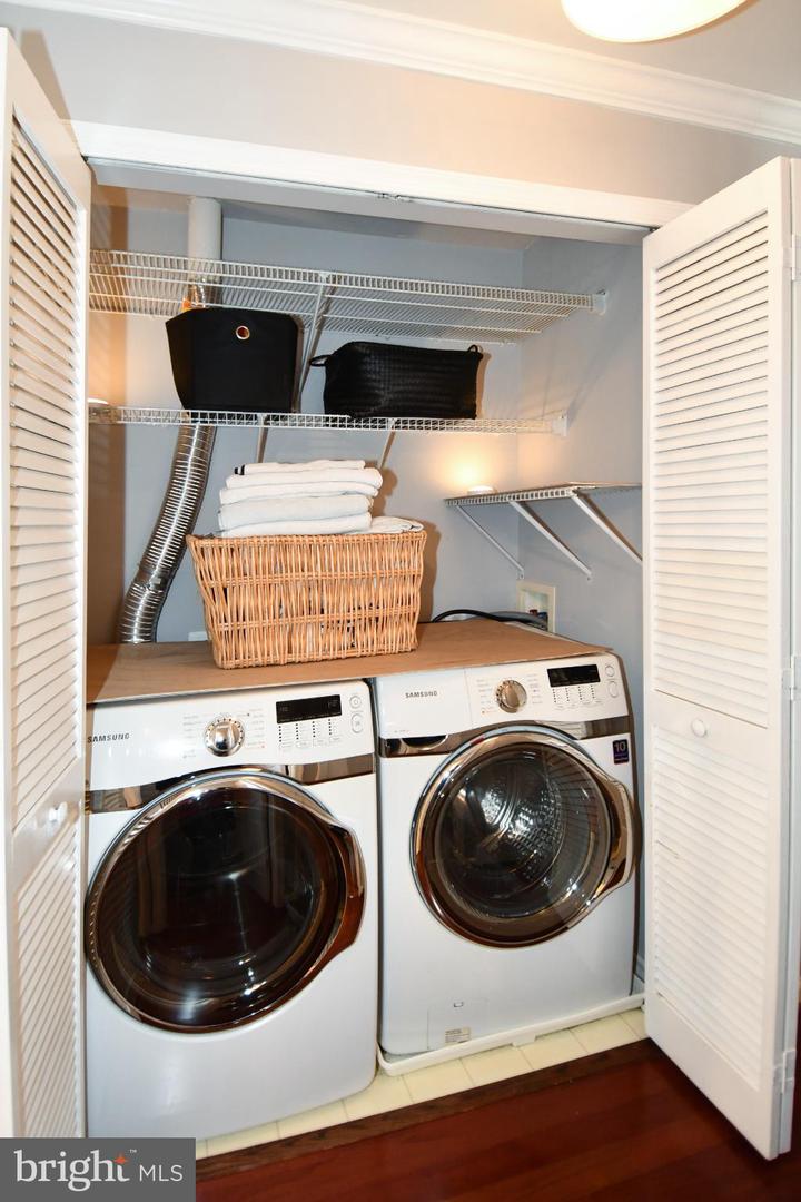 5087 DONOVAN DR, ALEXANDRIA, Virginia 22304, 2 Bedrooms Bedrooms, 5 Rooms Rooms,2 BathroomsBathrooms,Residential,For sale,5087 DONOVAN DR,VAAX2052612 MLS # VAAX2052612 5087 DONOVAN DR, ALEXANDRIA, Virginia 22304, 2 Bedrooms Bedrooms, 5 Rooms Rooms,2 BathroomsBathrooms,Residential,For sale,5087 DONOVAN DR,VAAX2052612 MLS # VAAX2052612