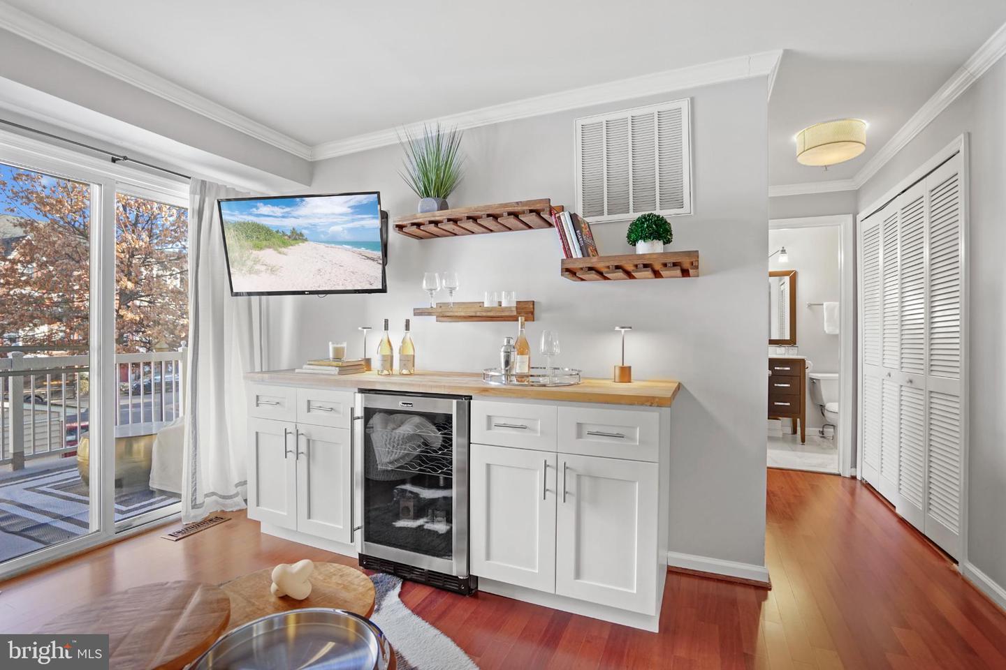 5087 DONOVAN DR, ALEXANDRIA, Virginia 22304, 2 Bedrooms Bedrooms, 5 Rooms Rooms,2 BathroomsBathrooms,Residential,For sale,5087 DONOVAN DR,VAAX2052612 MLS # VAAX2052612 5087 DONOVAN DR, ALEXANDRIA, Virginia 22304, 2 Bedrooms Bedrooms, 5 Rooms Rooms,2 BathroomsBathrooms,Residential,For sale,5087 DONOVAN DR,VAAX2052612 MLS # VAAX2052612