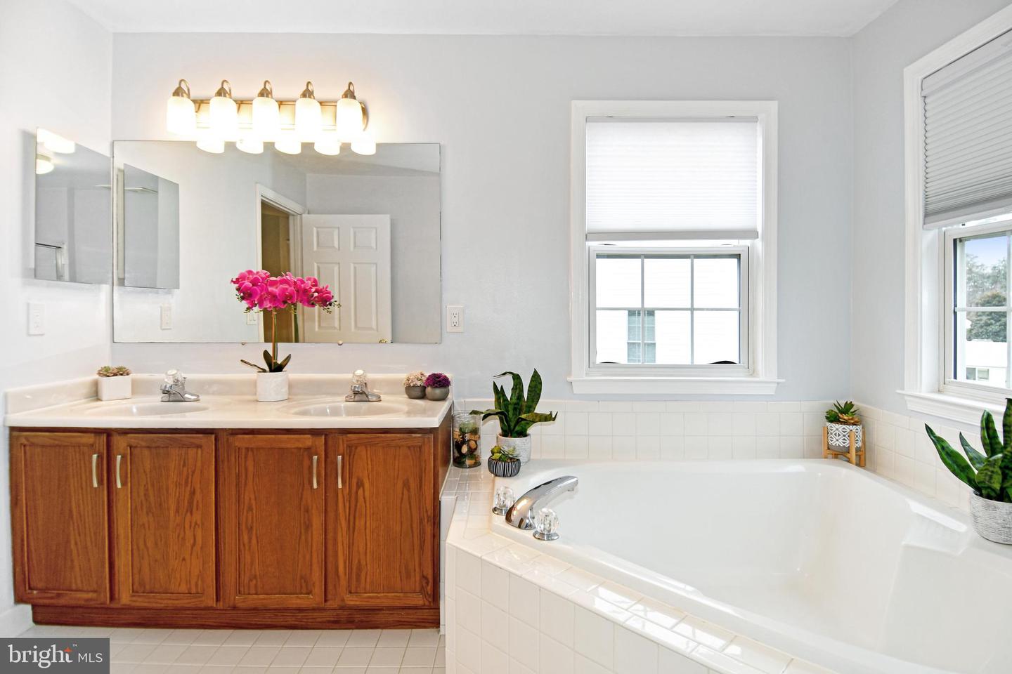 14770 COURTLANDT HEIGHTS RD, WOODBRIDGE, Virginia 22193, 4 Bedrooms Bedrooms, ,3 BathroomsBathrooms,Residential,For sale,14770 COURTLANDT HEIGHTS RD,VAPW2109514 MLS # VAPW2109514