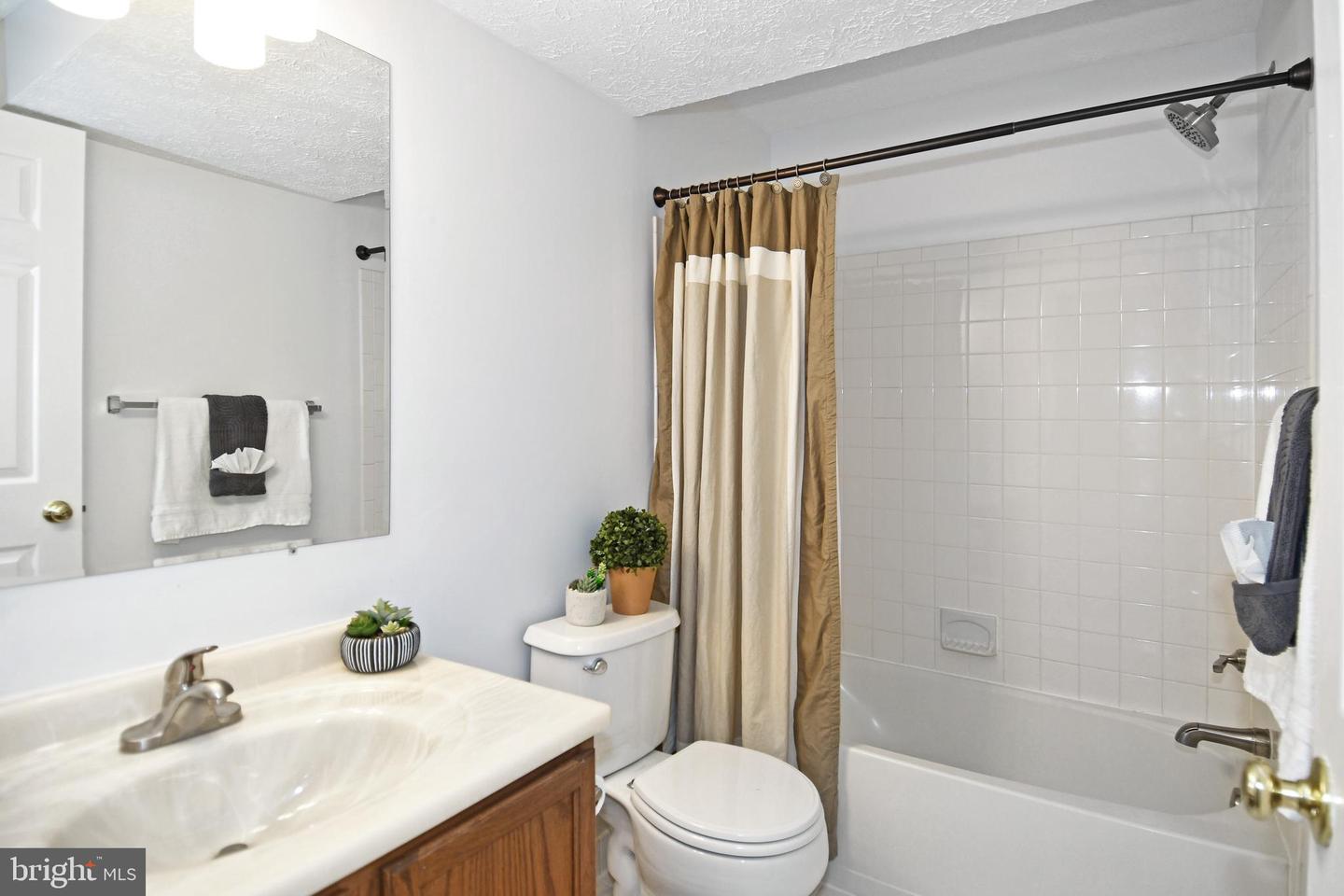 14770 COURTLANDT HEIGHTS RD, WOODBRIDGE, Virginia 22193, 4 Bedrooms Bedrooms, ,3 BathroomsBathrooms,Residential,For sale,14770 COURTLANDT HEIGHTS RD,VAPW2109514 MLS # VAPW2109514