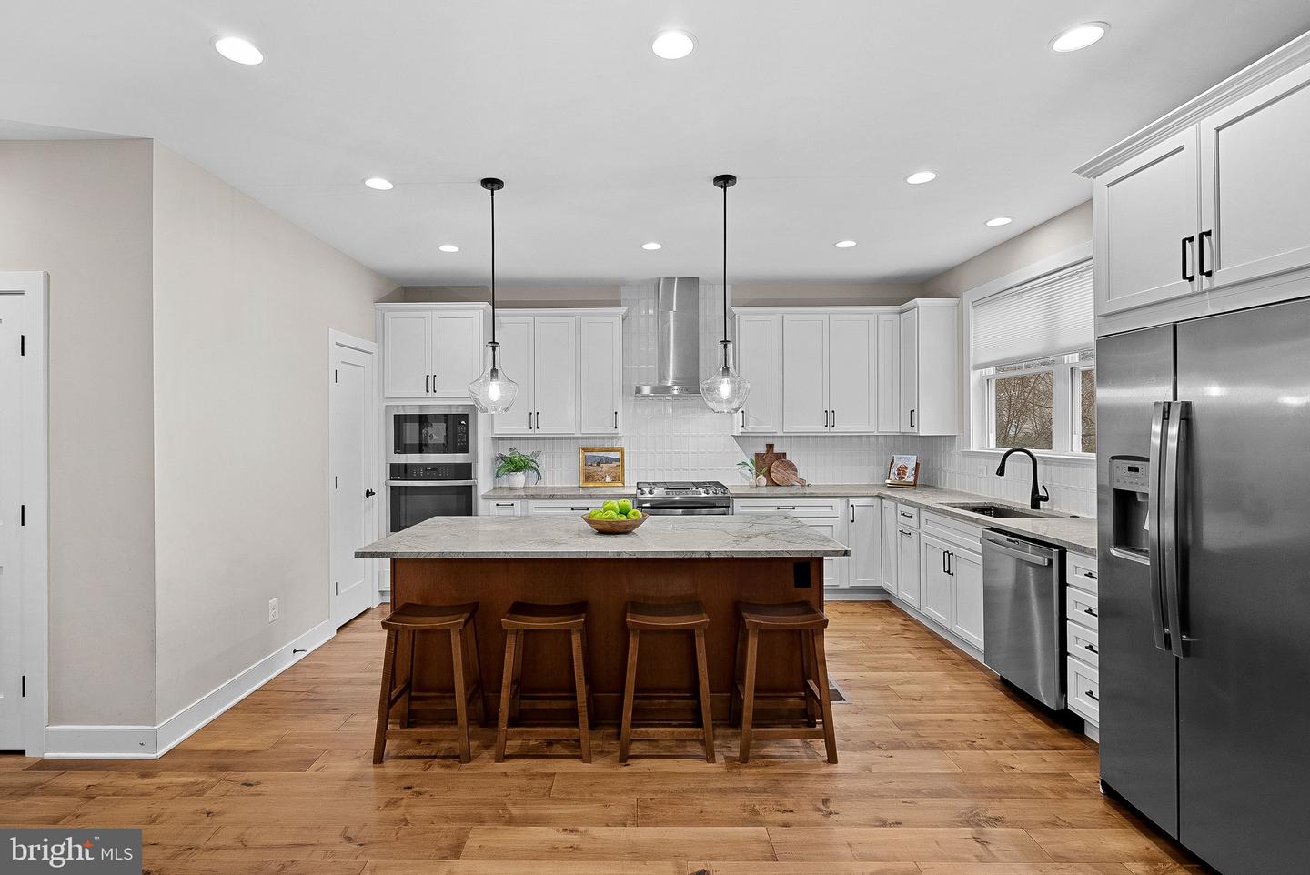 35611 HAMLET CT, ROUND HILL, Virginia 20141, 5 Bedrooms Bedrooms, ,4 BathroomsBathrooms,Residential,For sale,35611 HAMLET CT,VALO2112968 MLS # VALO2112968