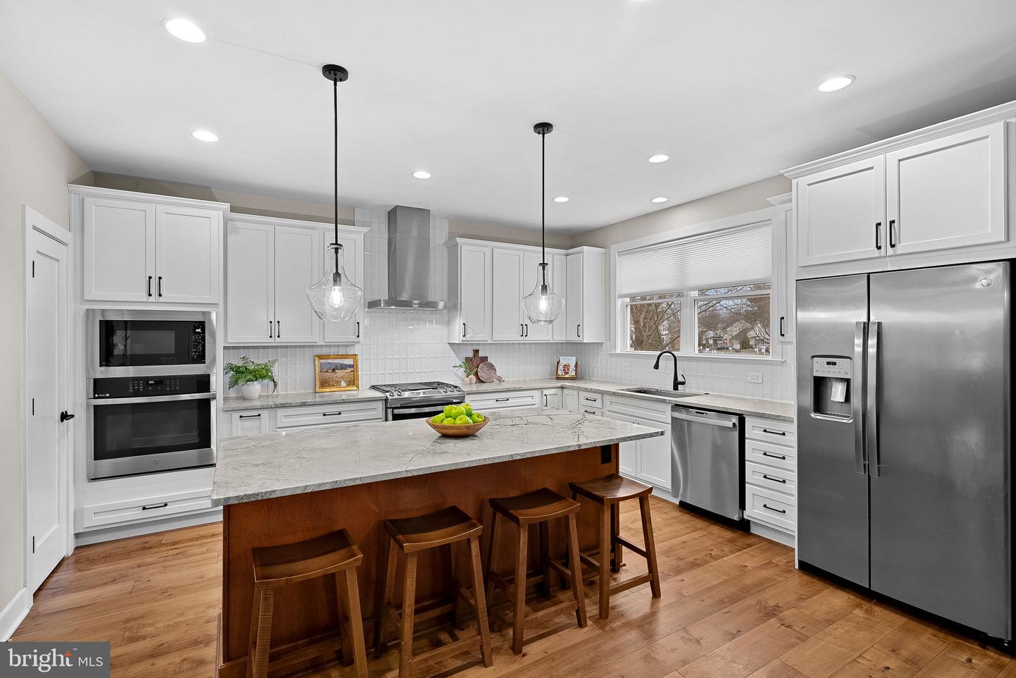 35611 HAMLET CT, ROUND HILL, Virginia 20141, 5 Bedrooms Bedrooms, ,4 BathroomsBathrooms,Residential,For sale,35611 HAMLET CT,VALO2112968 MLS # VALO2112968