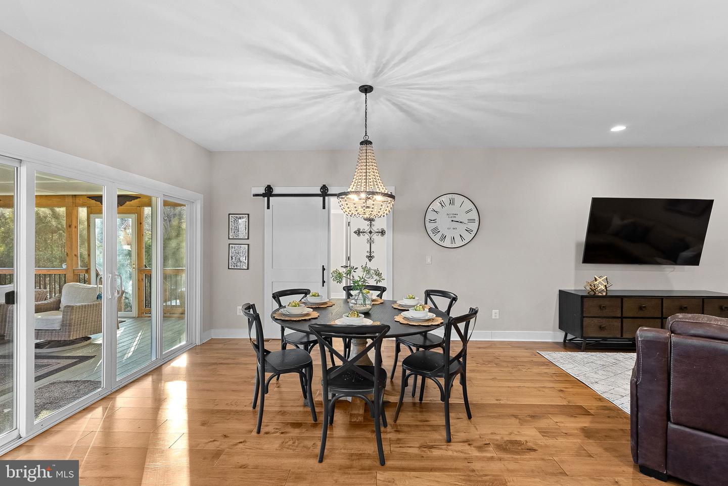 35611 HAMLET CT, ROUND HILL, Virginia 20141, 5 Bedrooms Bedrooms, ,4 BathroomsBathrooms,Residential,For sale,35611 HAMLET CT,VALO2112968 MLS # VALO2112968