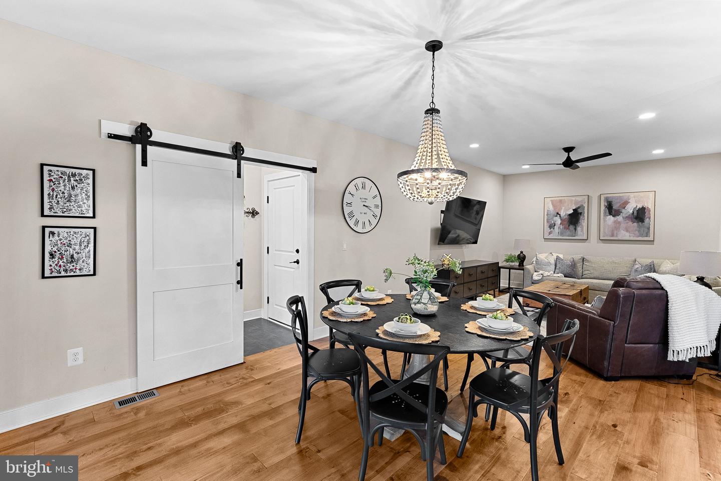 35611 HAMLET CT, ROUND HILL, Virginia 20141, 5 Bedrooms Bedrooms, ,4 BathroomsBathrooms,Residential,For sale,35611 HAMLET CT,VALO2112968 MLS # VALO2112968