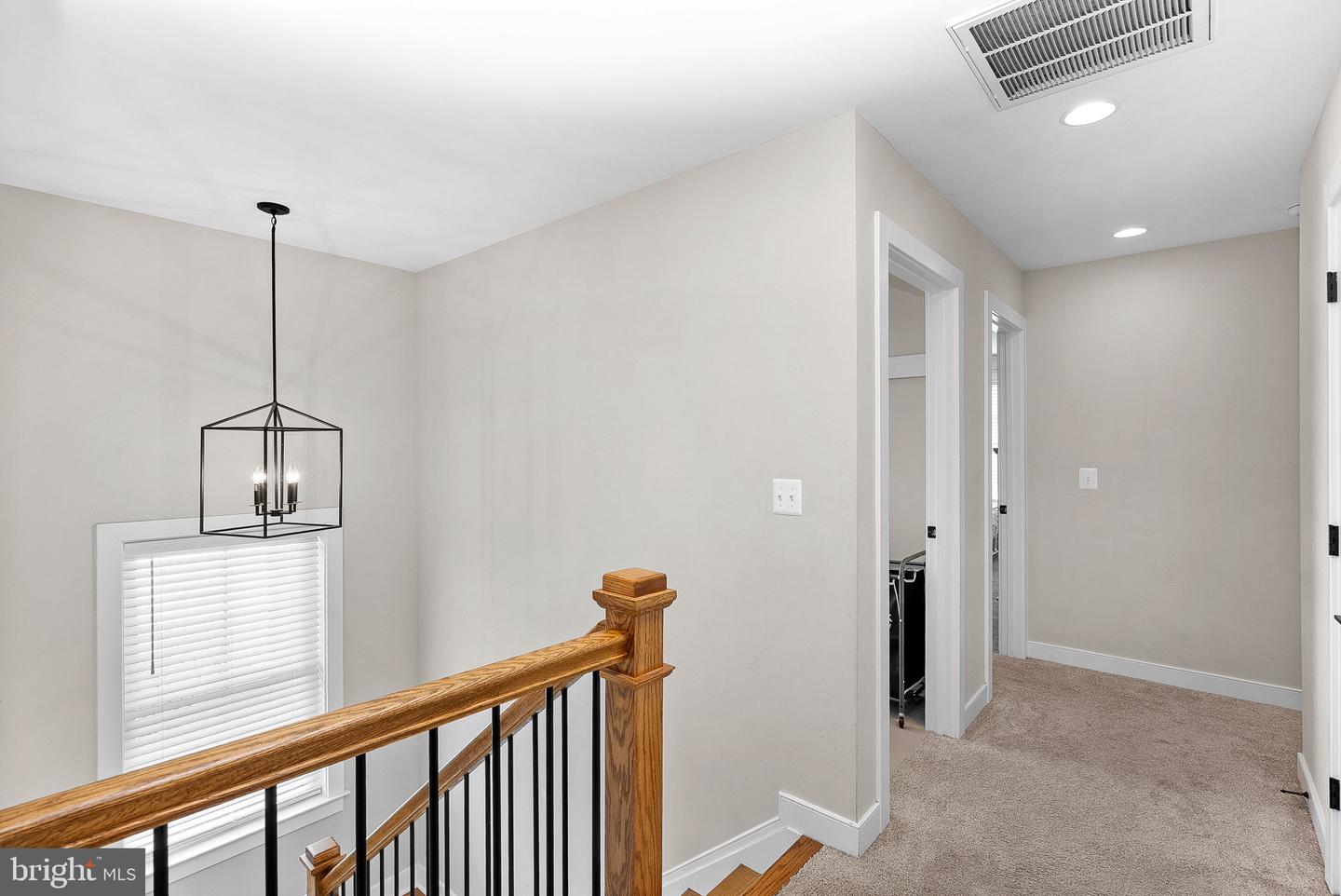 35611 HAMLET CT, ROUND HILL, Virginia 20141, 5 Bedrooms Bedrooms, ,4 BathroomsBathrooms,Residential,For sale,35611 HAMLET CT,VALO2112968 MLS # VALO2112968