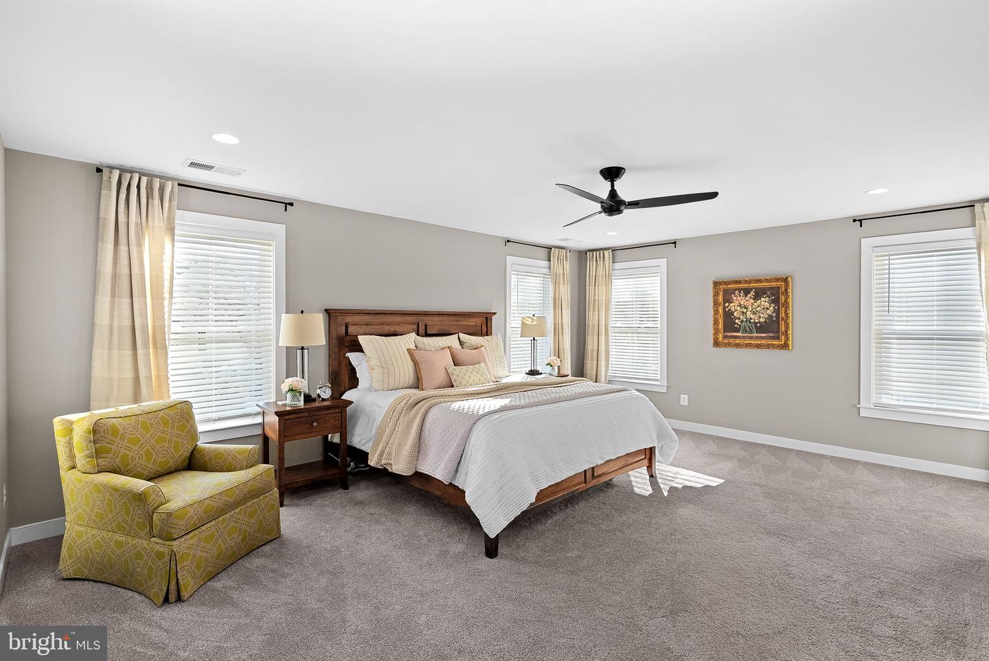 35611 HAMLET CT, ROUND HILL, Virginia 20141, 5 Bedrooms Bedrooms, ,4 BathroomsBathrooms,Residential,For sale,35611 HAMLET CT,VALO2112968 MLS # VALO2112968