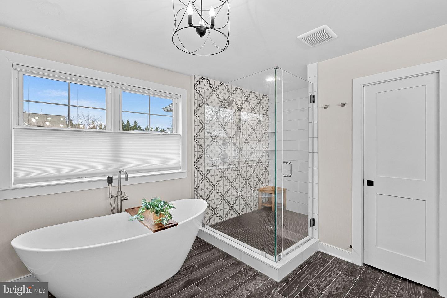 35611 HAMLET CT, ROUND HILL, Virginia 20141, 5 Bedrooms Bedrooms, ,4 BathroomsBathrooms,Residential,For sale,35611 HAMLET CT,VALO2112968 MLS # VALO2112968