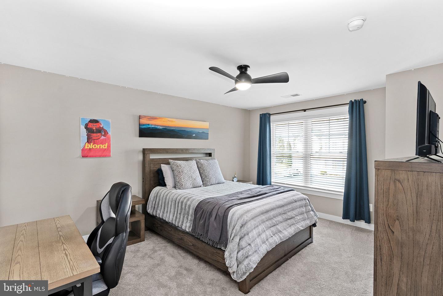 35611 HAMLET CT, ROUND HILL, Virginia 20141, 5 Bedrooms Bedrooms, ,4 BathroomsBathrooms,Residential,For sale,35611 HAMLET CT,VALO2112968 MLS # VALO2112968