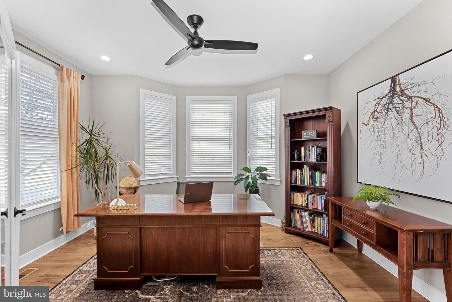 35611 HAMLET CT, ROUND HILL, Virginia 20141, 5 Bedrooms Bedrooms, ,4 BathroomsBathrooms,Residential,For sale,35611 HAMLET CT,VALO2112968 MLS # VALO2112968