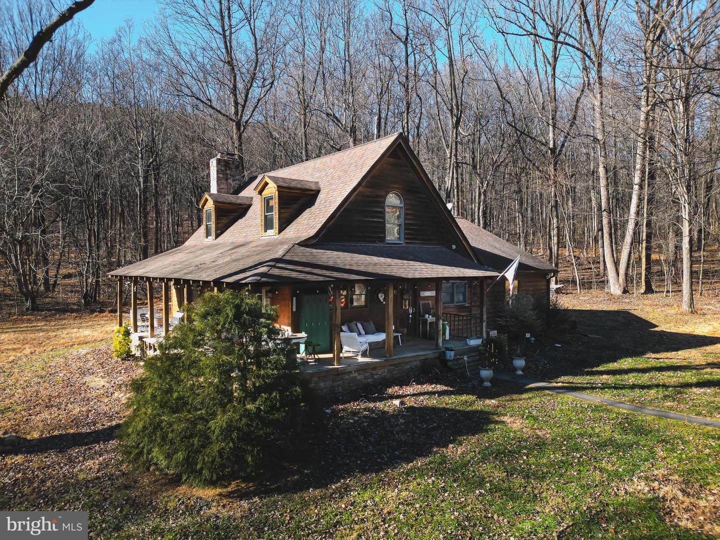 37844 NICEWARNER LN, LOVETTSVILLE, Virginia 20180, 3 Bedrooms Bedrooms, ,3 BathroomsBathrooms,Residential,For sale,37844 NICEWARNER LN,VALO2112980 MLS # VALO2112980