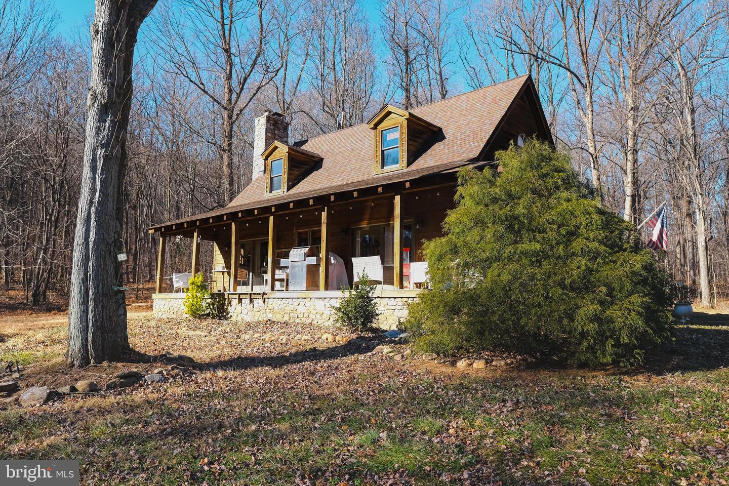 37844 NICEWARNER LN, LOVETTSVILLE, Virginia 20180, 3 Bedrooms Bedrooms, ,3 BathroomsBathrooms,Residential,For sale,37844 NICEWARNER LN,VALO2112980 MLS # VALO2112980