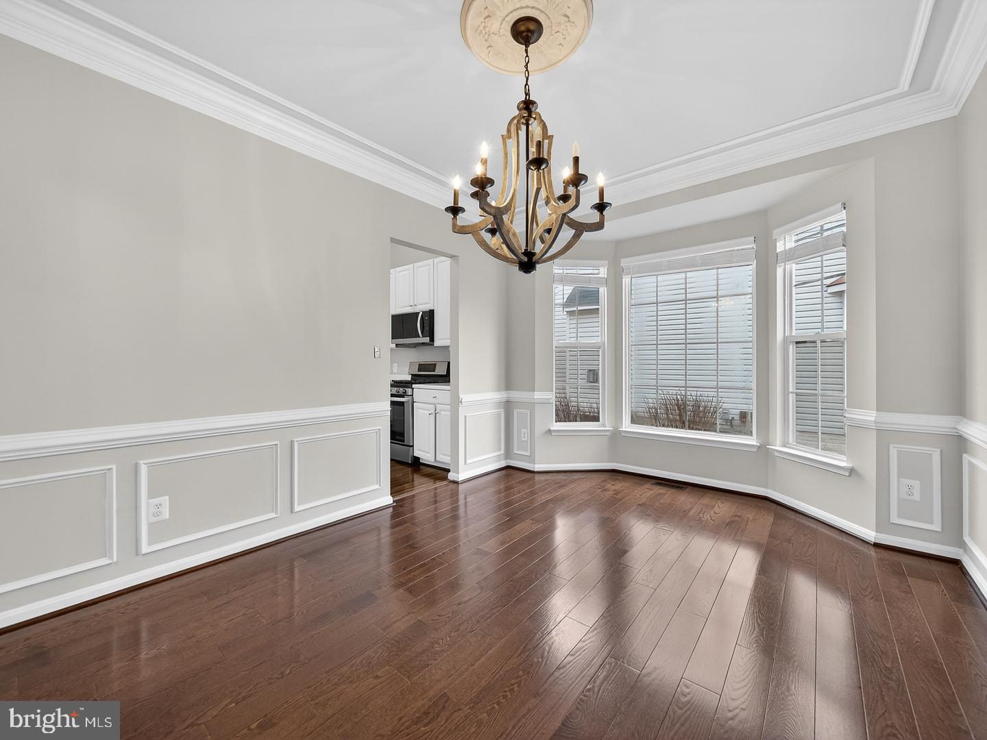 12590 GARRY GLEN DR, BRISTOW, Virginia 20136, 4 Bedrooms Bedrooms, 13 Rooms Rooms,3 BathroomsBathrooms,Residential,For sale,12590 GARRY GLEN DR,VAPW2109530 MLS # VAPW2109530