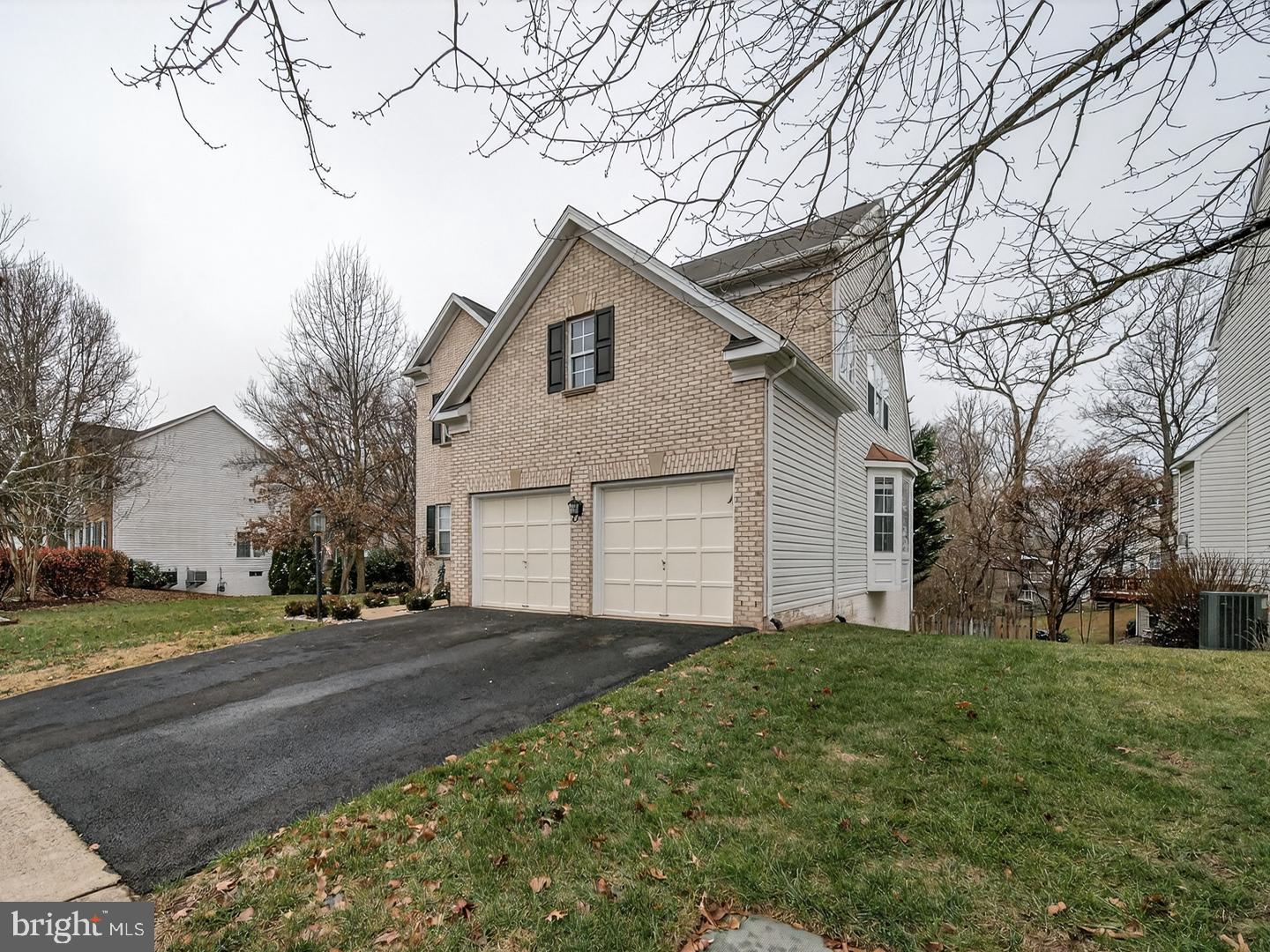 12590 GARRY GLEN DR, BRISTOW, Virginia 20136, 4 Bedrooms Bedrooms, 13 Rooms Rooms,3 BathroomsBathrooms,Residential,For sale,12590 GARRY GLEN DR,VAPW2109530 MLS # VAPW2109530