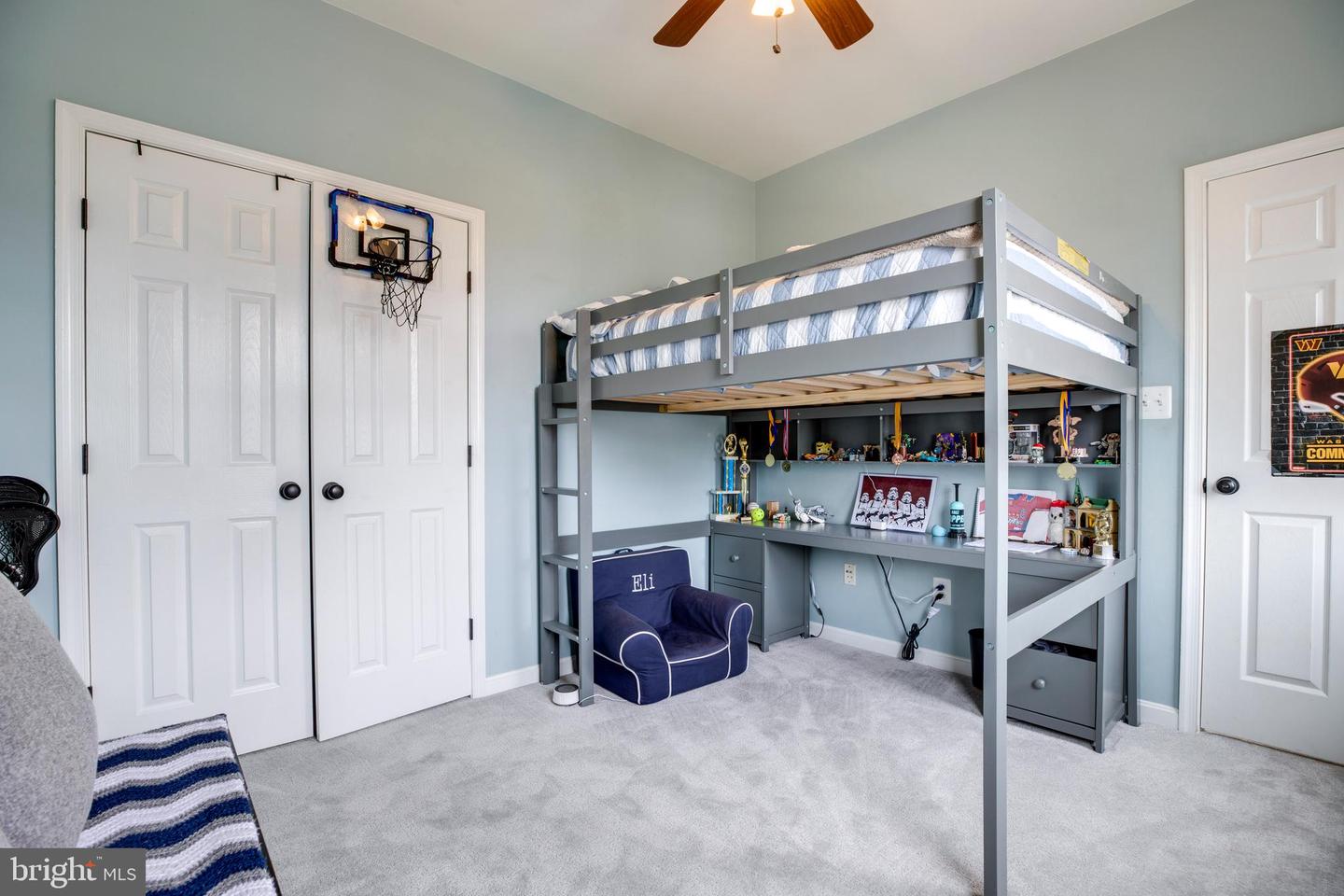 9505 GRADY POND WAY, BRISTOW, Virginia 20136, 4 Bedrooms Bedrooms, 8 Rooms Rooms,2 BathroomsBathrooms,Residential,For sale,9505 GRADY POND WAY,VAPW2109384 MLS # VAPW2109384