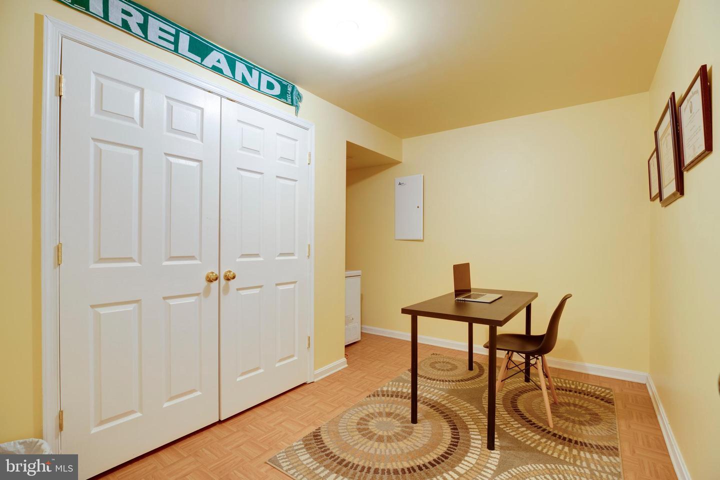 9505 GRADY POND WAY, BRISTOW, Virginia 20136, 4 Bedrooms Bedrooms, 8 Rooms Rooms,2 BathroomsBathrooms,Residential,For sale,9505 GRADY POND WAY,VAPW2109384 MLS # VAPW2109384