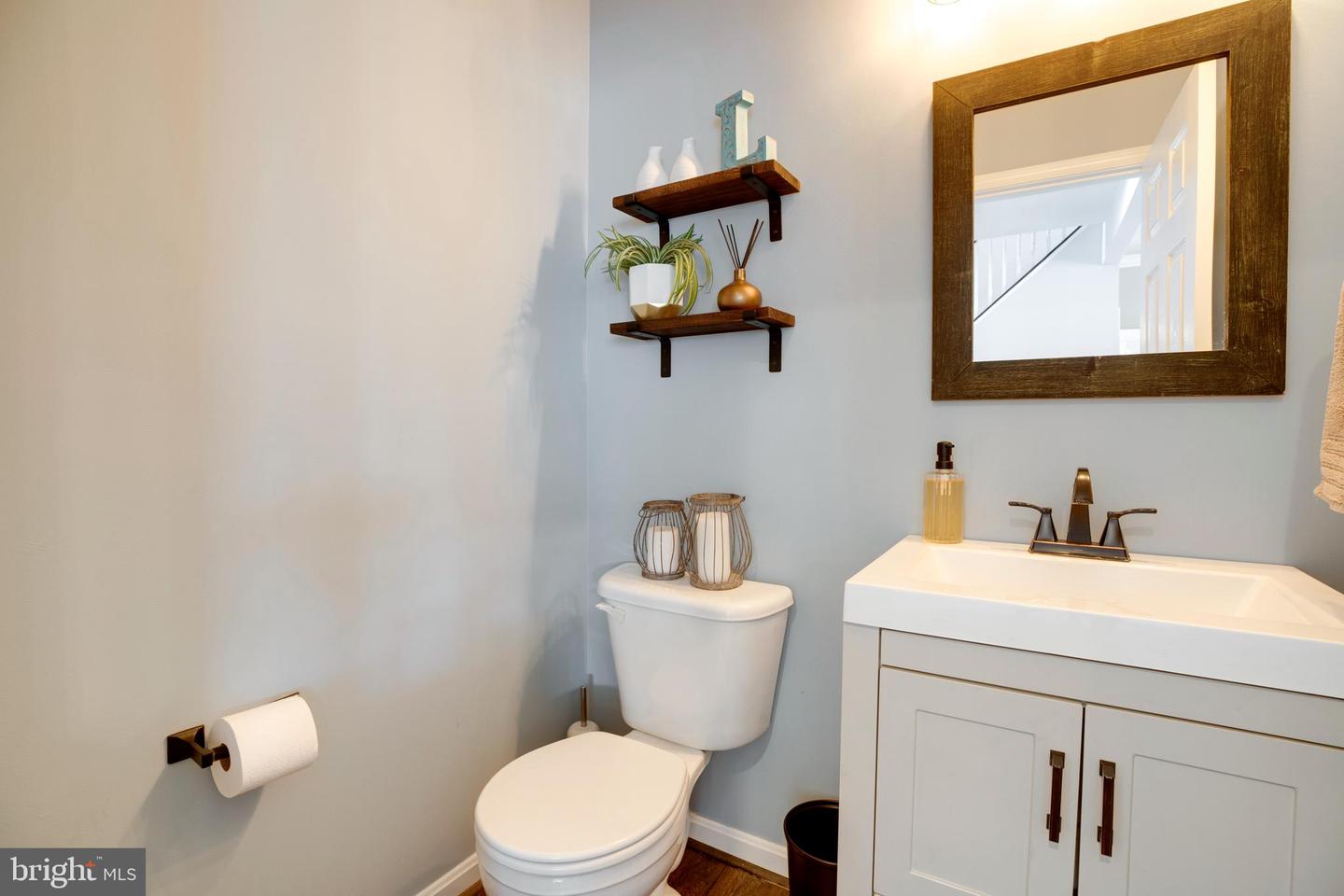 9505 GRADY POND WAY, BRISTOW, Virginia 20136, 4 Bedrooms Bedrooms, 8 Rooms Rooms,2 BathroomsBathrooms,Residential,For sale,9505 GRADY POND WAY,VAPW2109384 MLS # VAPW2109384