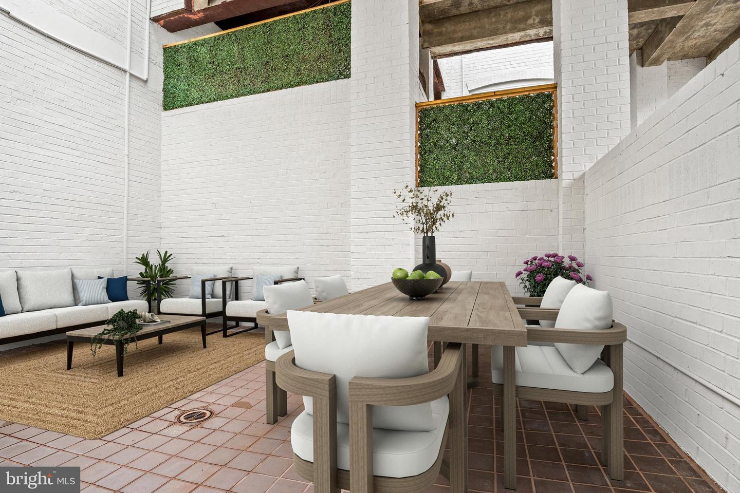 1238 ETON CT NW #T17, WASHINGTON, District Of Columbia 20007, 3 Bedrooms Bedrooms, ,2 BathroomsBathrooms,Residential,For sale,1238 ETON CT NW #T17,DCDC2235480 MLS # DCDC2235480