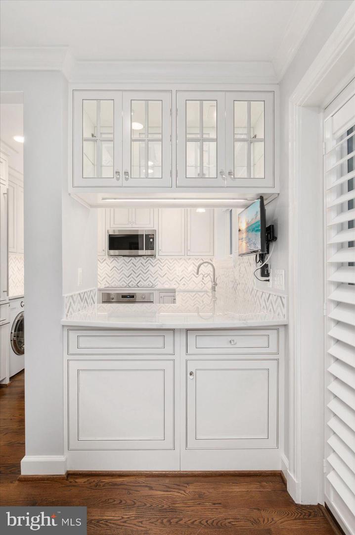 1238 ETON CT NW #T17, WASHINGTON, District Of Columbia 20007, 3 Bedrooms Bedrooms, ,2 BathroomsBathrooms,Residential,For sale,1238 ETON CT NW #T17,DCDC2235480 MLS # DCDC2235480