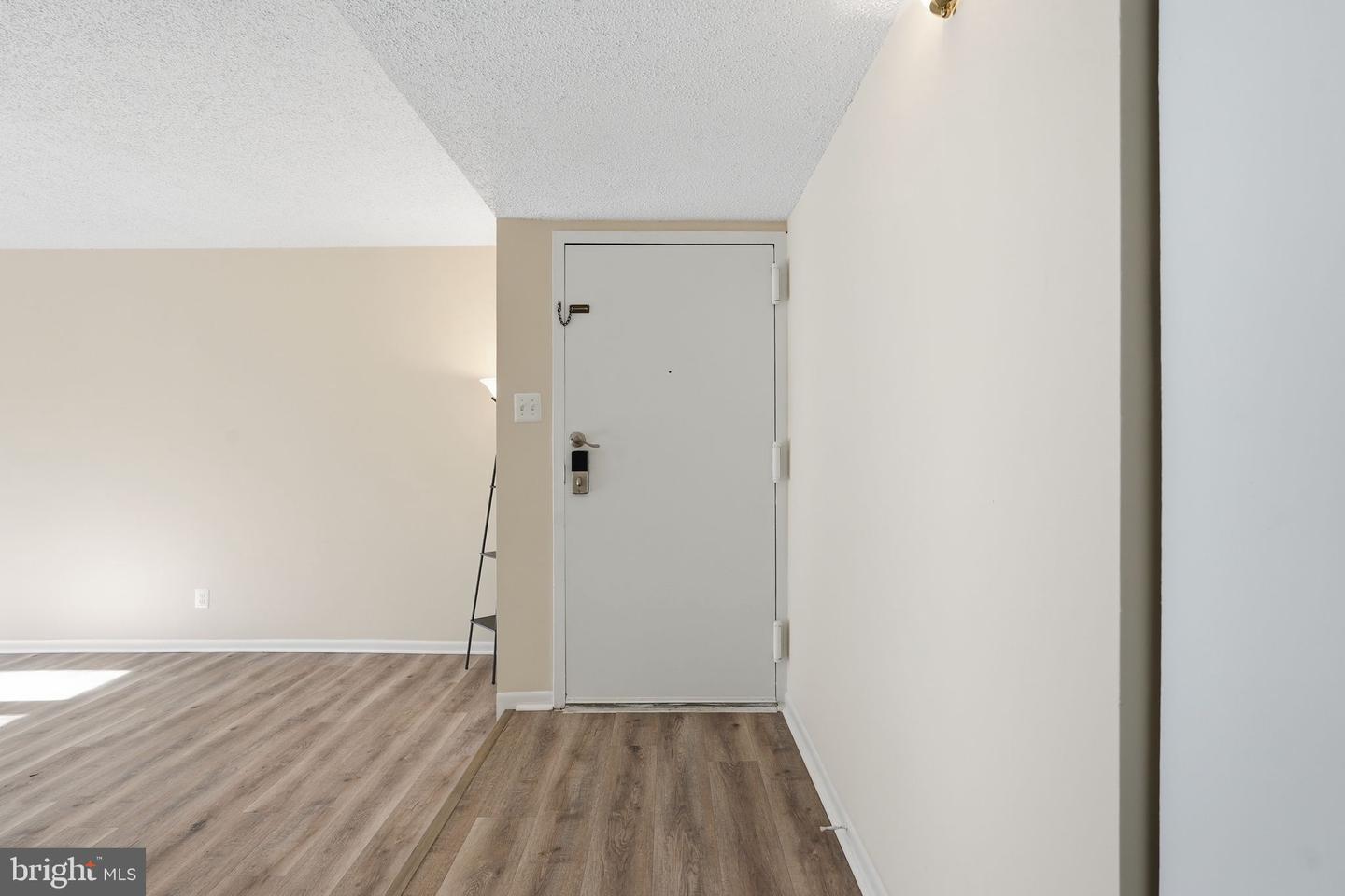 11807 BRETON CT #2B, RESTON, Virginia 20191, 2 Bedrooms Bedrooms, 7 Rooms Rooms,1 BathroomBathrooms,Residential,For sale,11807 BRETON CT #2B,VAFX2282990 MLS # VAFX2282990